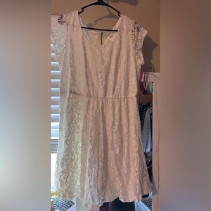 XXL white lace dress NWT